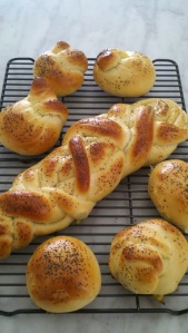 challah bread photo